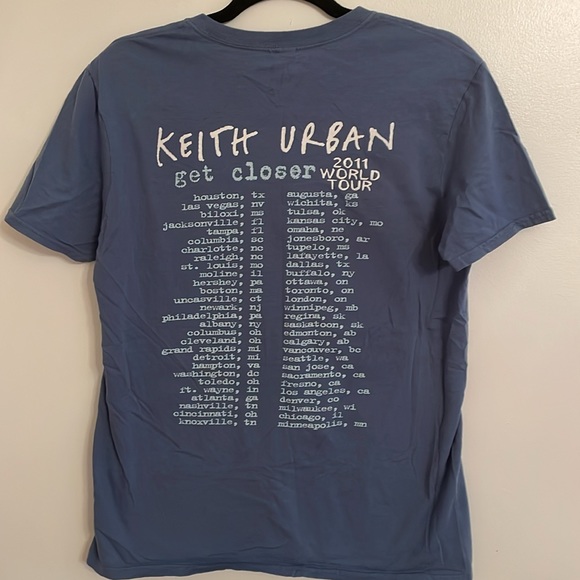 2011 Keith Urban Get Closer World Tour Concert T-Shirt Size Medium Color Blue - Picture 3 of 5